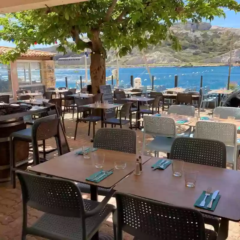 Le restaurant - Ou Sinon - Restaurant Frioul Marseille - Restaurant île du Frioul - Restaurant Marseille - Restaurant Frioul